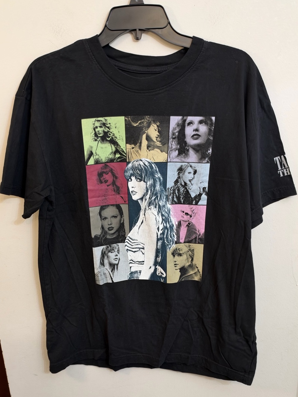 Official Taylor Swift The Eras Tour Concert T-Shirt Black Sz M